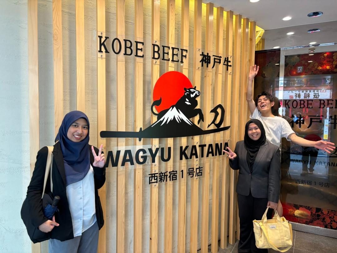Interns reviewing the menu and service at a Muslim-friendly restaurant in Japan
